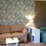 Au P'tit Jardin 3* Saint-Sylvestre-de-Cormeilles