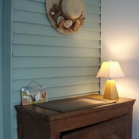 Au P'tit Jardin Pensión 3*